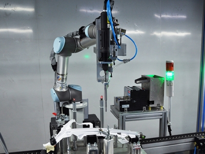 組裝(zhuang)設備