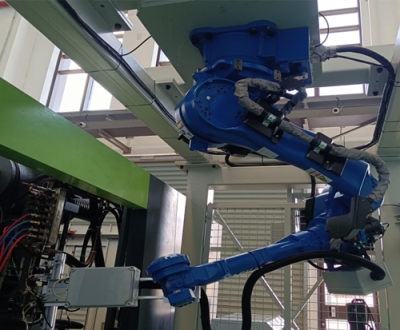 日本安川GP50機(jī)器人